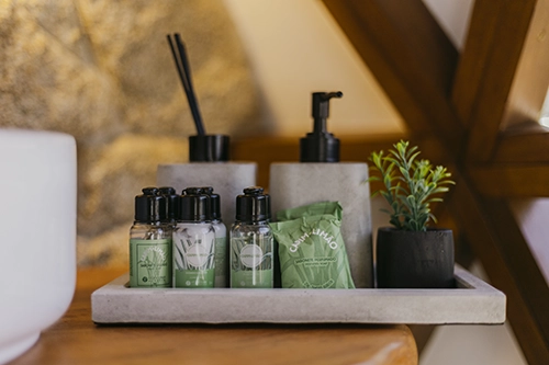 Amenities exclusivos L'Occitane Capim-Limão para um banho revigorante